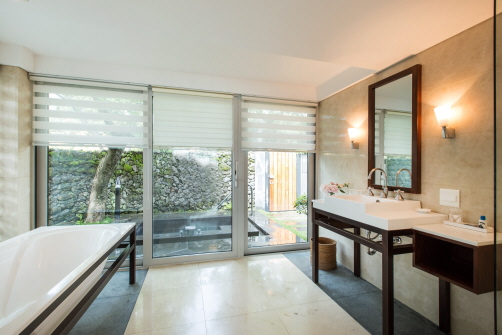 로얄(고급형)-조식불포함