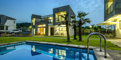 해피니스풀빌라